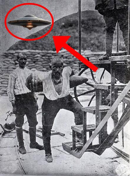 Dosya:Seyit Onbasi UFO.png